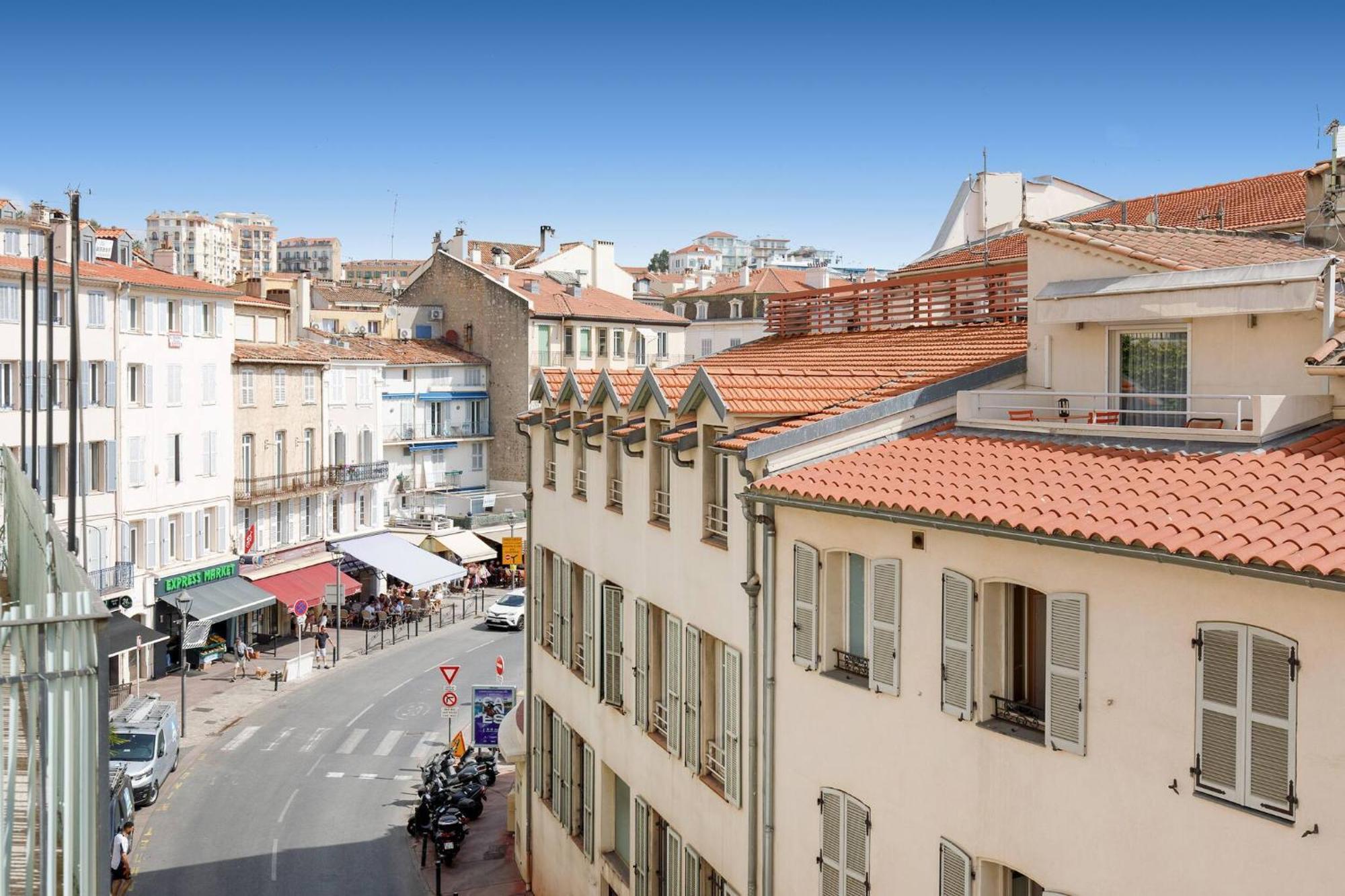 Orient Ecrin Moderne ,tout Confort, 300 M Croisette *